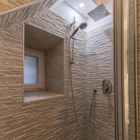 Appartement Vatican White Dream *