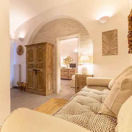 Vatican White Dream Rome